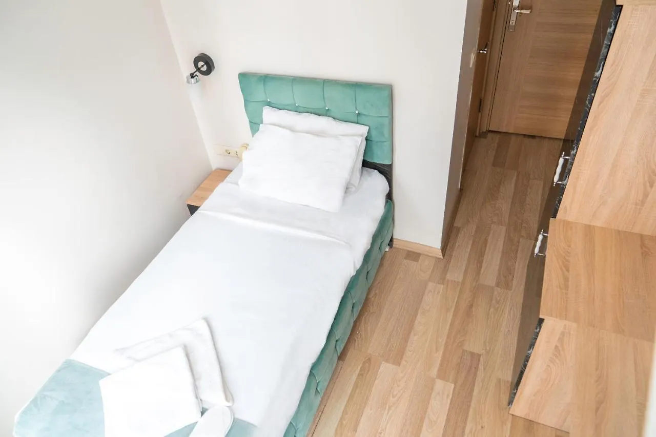 Loss Hotel Catalca